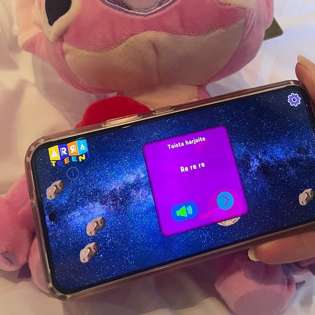 Ärrätreeni puhelin pinkki pehmolelu